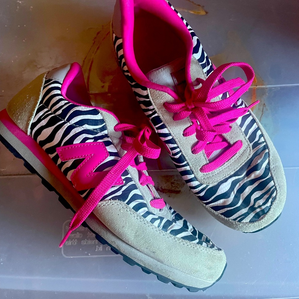 New balance shoes size 5.5 us
